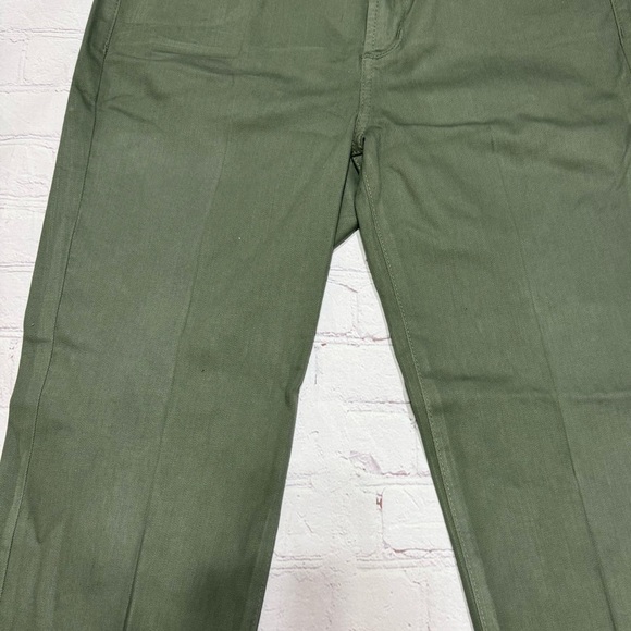 NYDJ NOT YOUR DAUGHTER’S JEANS army green women’s ankle length pants EUC size 8 - Picture 4 of 14